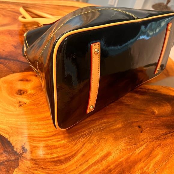Dooney & Bourke Domed Satchel Black Patent Leather Tan Leather Trim NWOT - Picture 12 of 17